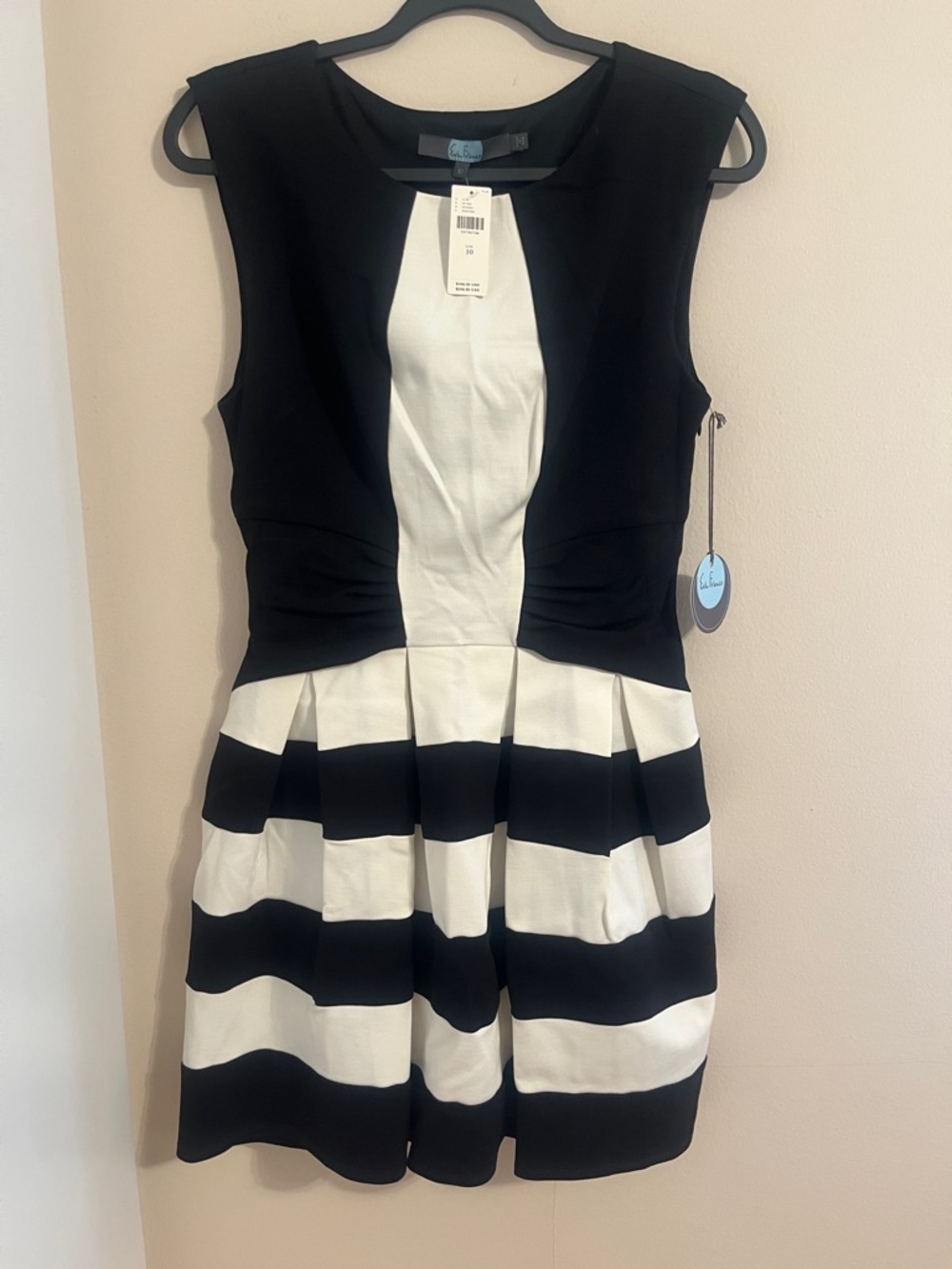 Eva Franco Black and White Sleeveless Pleated Mini Dress